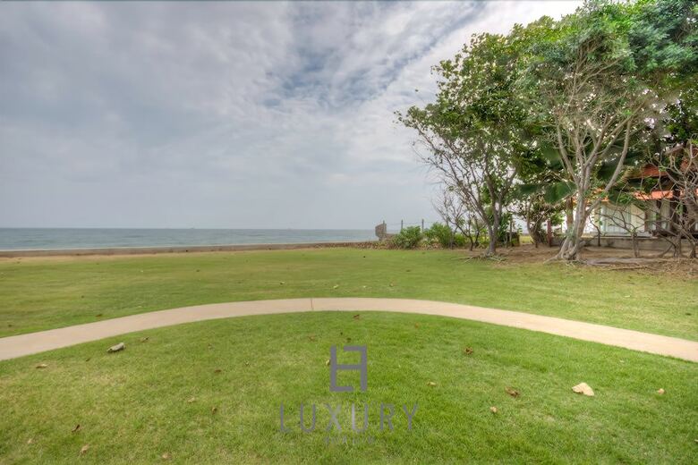 Amazing 5 Bedroom Condo On The Beach Sp