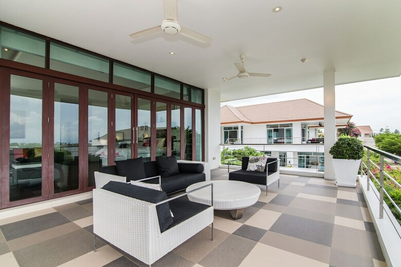 Villa Phu Montra Mansion In Hua Hin B4