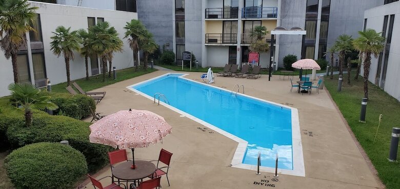 Motel Red Carpet Inn