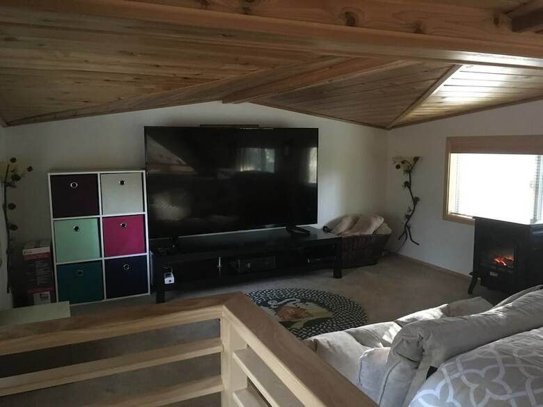 #45 The Cabins At Hyatt Lake-sleeps 4