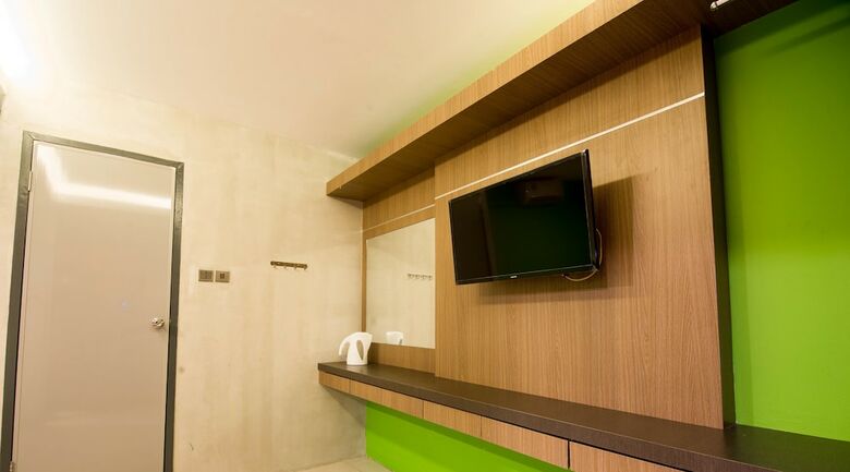 Monaco Boutique Hotel Sadong Jaya