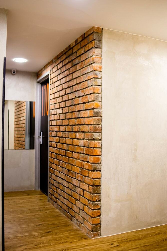 Monaco Boutique Hotel Sadong Jaya