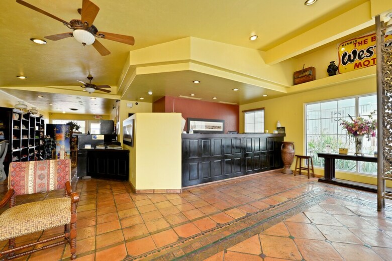 Historic Coronado Motor Hotel
