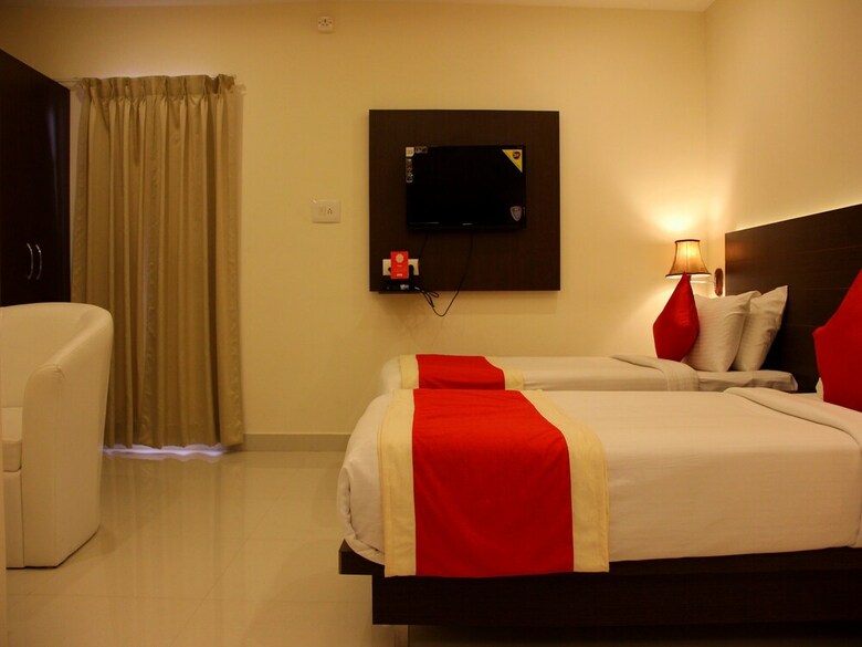 Oyo 5702 Hotel Rajmahal Orchid