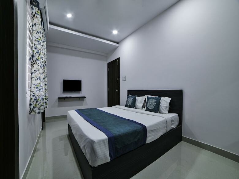 Hotel Oyo 16432 Sri Rama Inn
