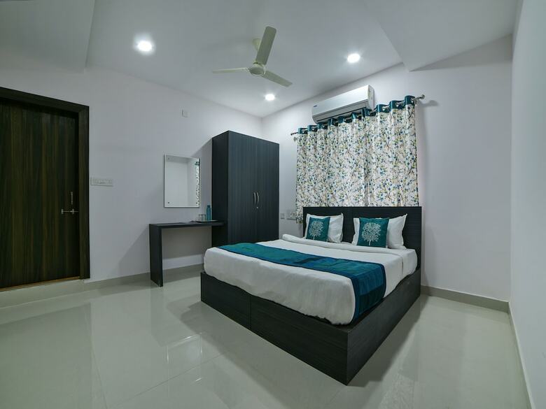 Hotel Oyo 16432 Sri Rama Inn
