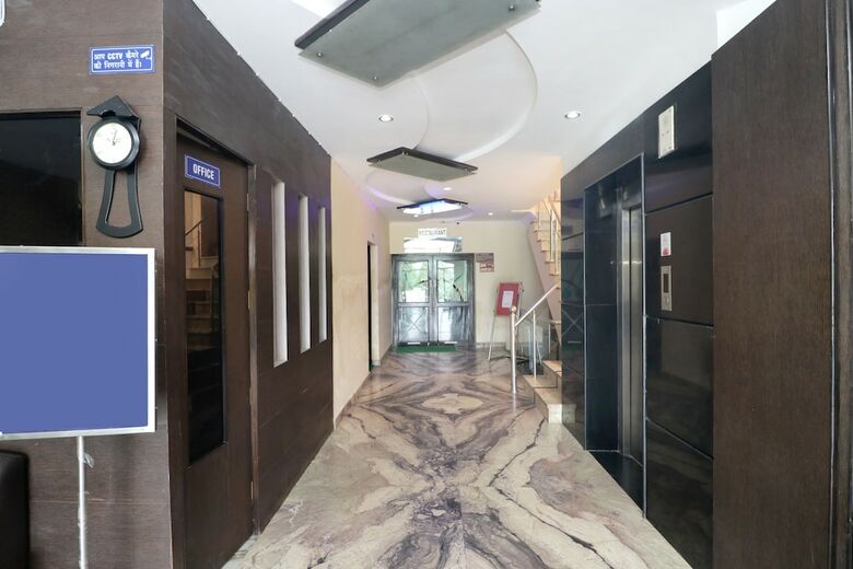 Oyo 17381 Hotel City Look