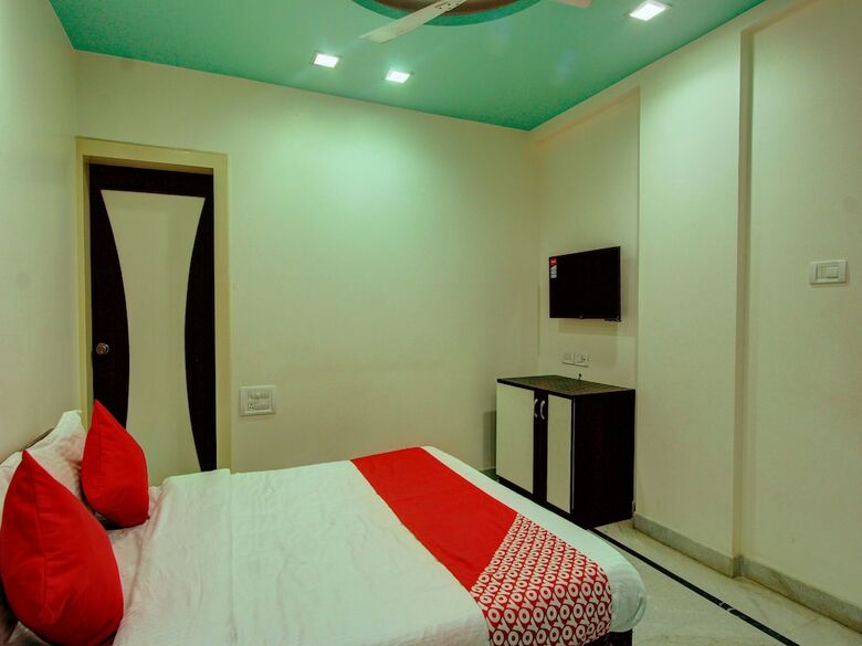 Hotel Oyo 17116 Lng Hospitality