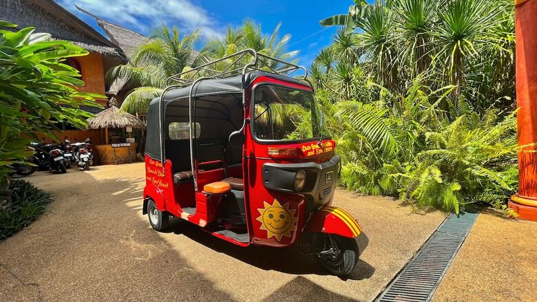 Hotel Coco Grove Beach Resort