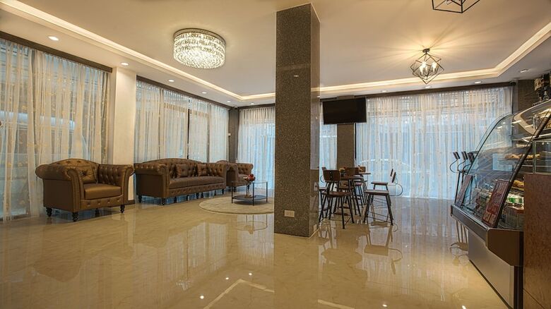 Hotel V One Pride - Sukhumvit 22 Bangkok