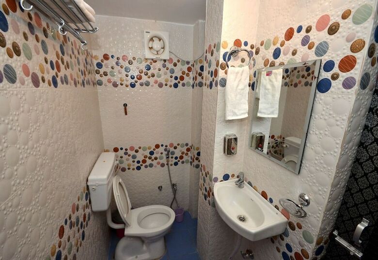 Hotel Walkin Shiva P Guest House