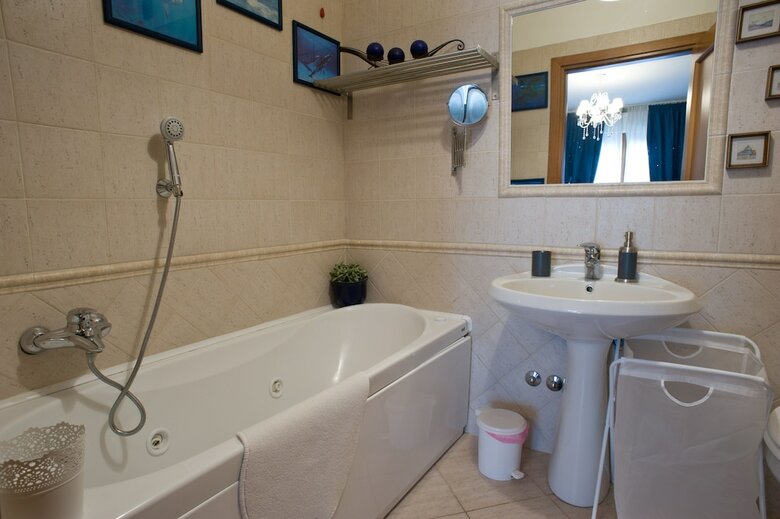 Hotel Leonardo Rome Holidays