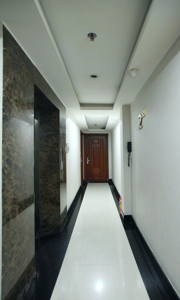 Lucky Star Hotel Nguyen Trai