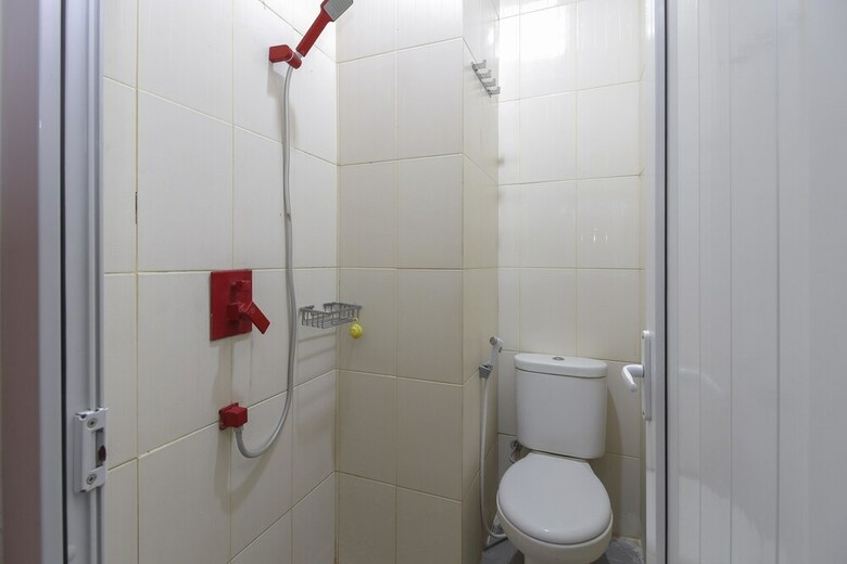Hotel Reddoorz @ Jalan Darussalam Medan