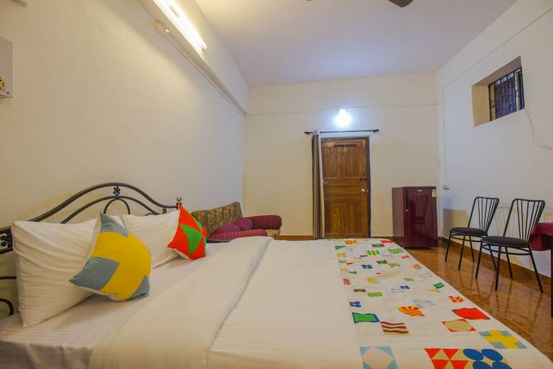 Hotel Oyo 16070 Home Decent Studio Anjuna