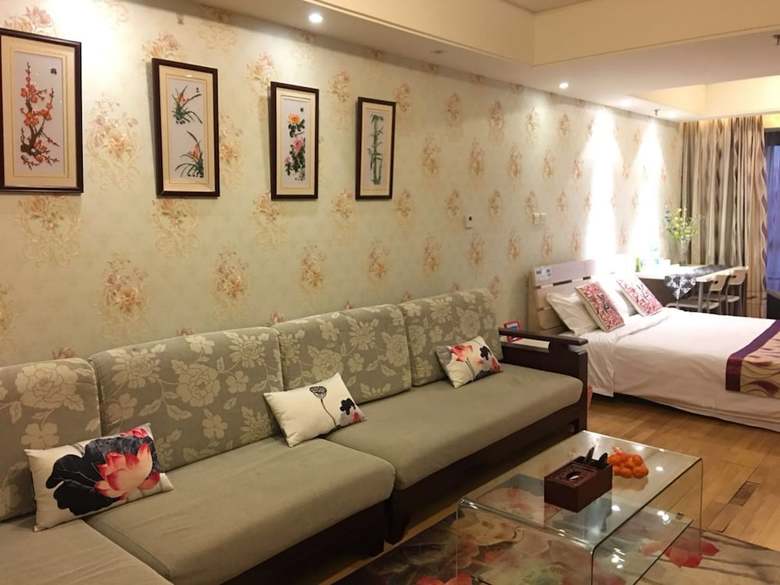 Tiandi Huadian Apartment Qilinshe
