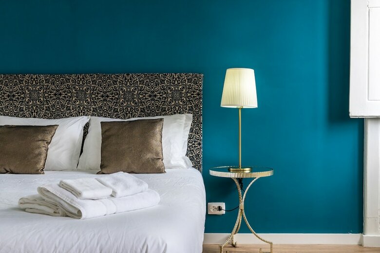 Hotel The Color | Suites & Rooms