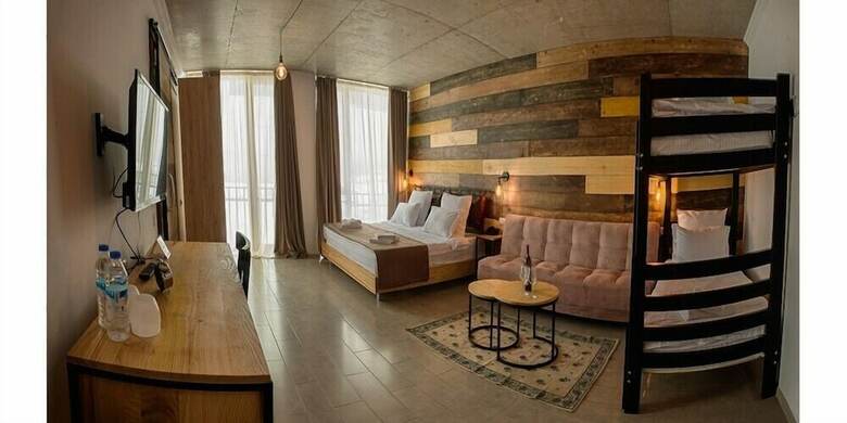 Hotel Terrace 8
