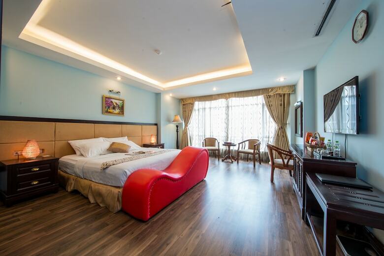 My Hotel - Eiffel Hanoi