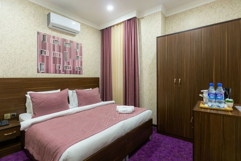 Baku City Hotel