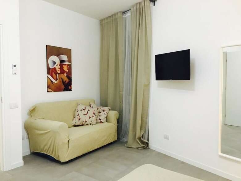 Bed & Breakfast Room Center Station 2