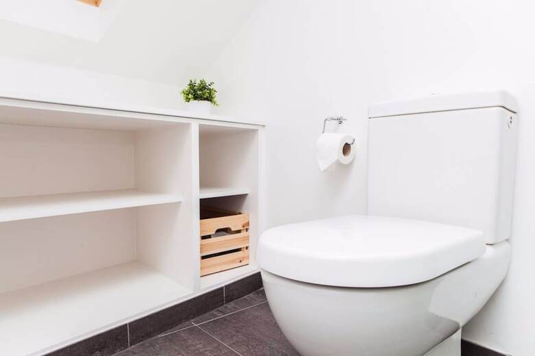 4 Bedroom Home In Sands End
