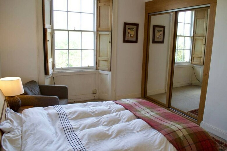 Apartamentos 2 Bedroom Central Home With King Beds Sleeps 4