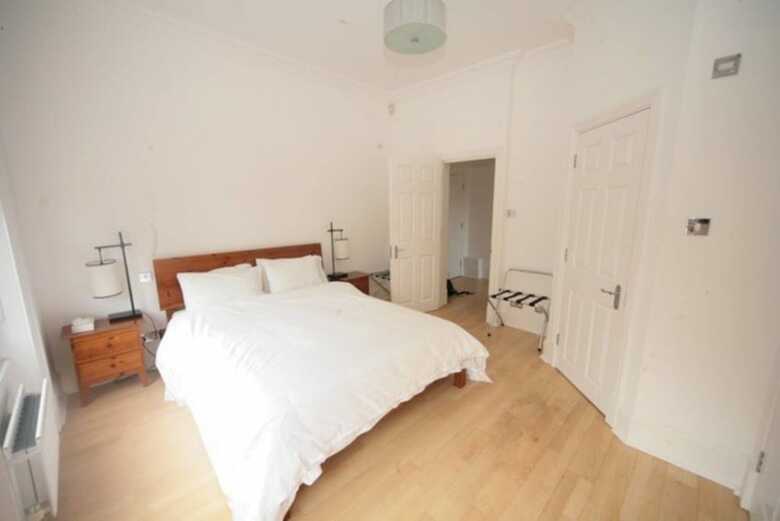 2 Bedroom Apartment In Wimbledon Village
