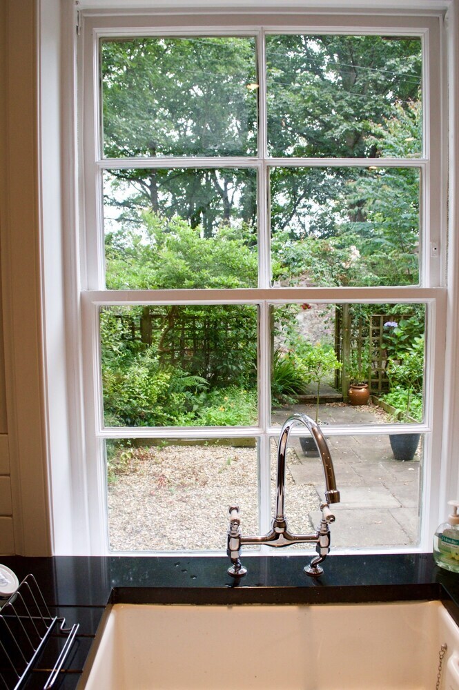 Apartamentos 1 Bedroom Stockbridge Flat Sleeps 6
