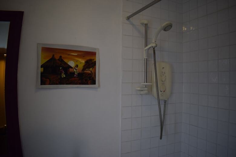 2 Bedroom House On James Street Sleeps 4