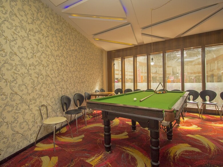 Capital O 3300 Hotel Montana