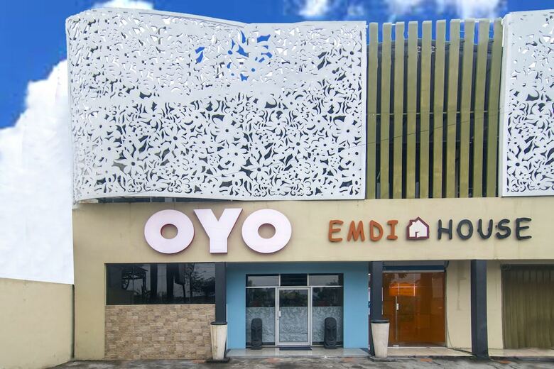 Hostal Oyo 198 Emdi House Seturan