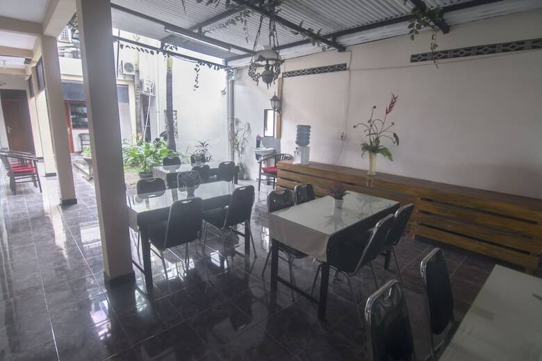 Hostal Oyo 198 Emdi House Seturan