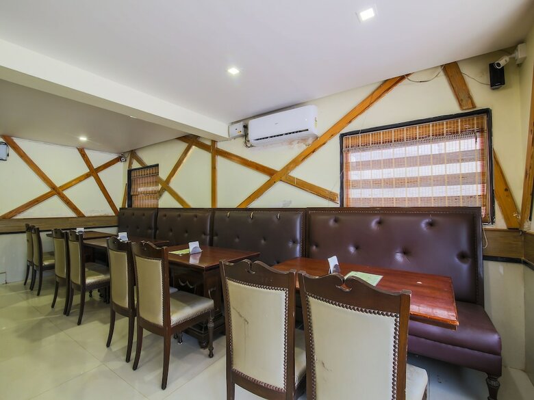 Hotel Oyo 23692 Rivasa Resort
