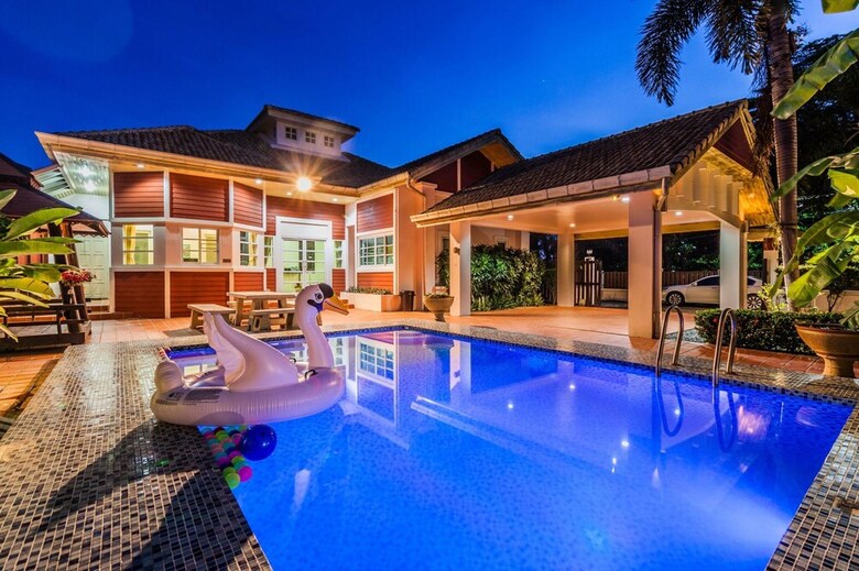 Baan Red Ribbon Pool Villa By Pinky