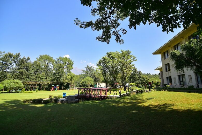 Hotel Country Resort By Ahrpl - Katra
