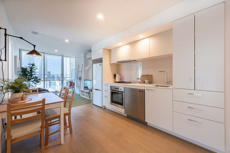 Apartamentos Stylish City Views Cbd 2 Bed 2 Bath