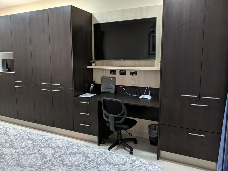 Hotel Suites Merlyn Aeropuerto