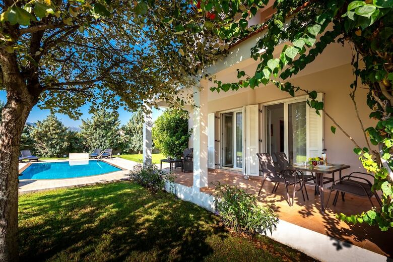 Afrodite Classico Villa