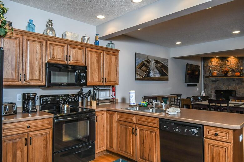 Cottage On The Marsh 4 Bedroom Townhome