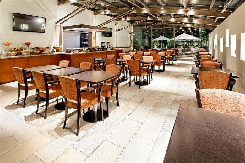 Hotel Holiday Inn Express Santiago Los Condes