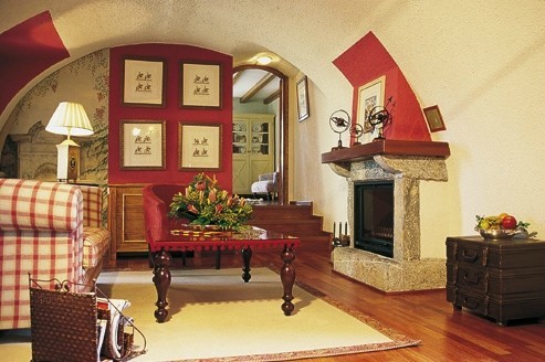 Hotel El Castell De Ciutat