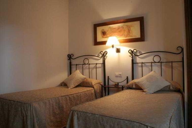 Apartamentos Caser�a De Comares