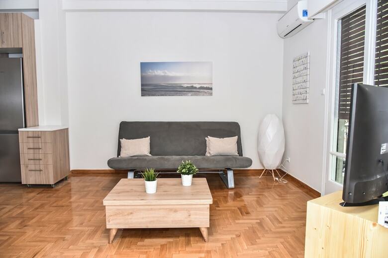Modern Apartment In The Centre Of Athens