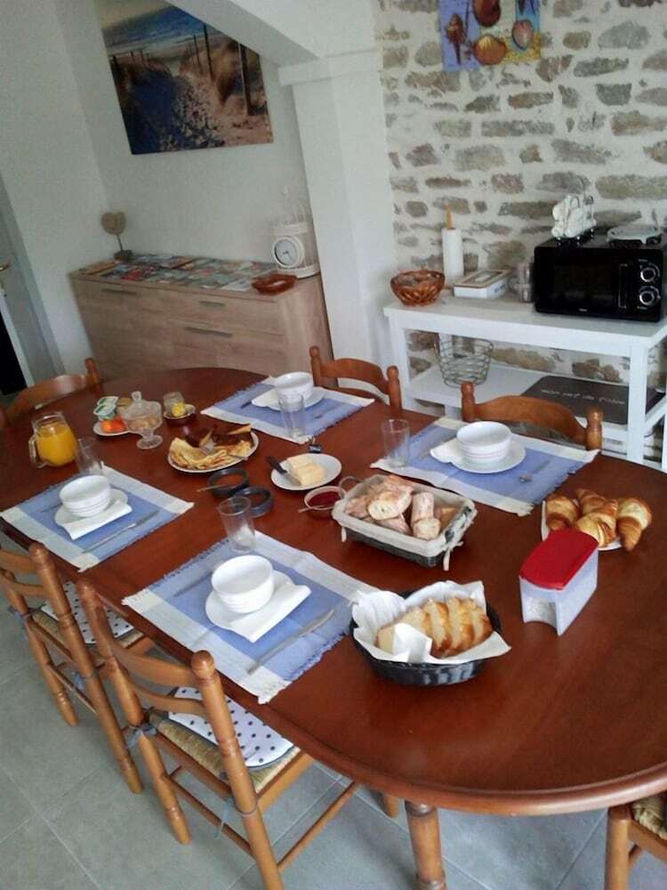 Hotel Chez Michel Et Michele - Chambre D'h�tes