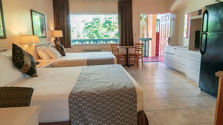 Ft. Lauderdale Beach Resort Hotel & Suites