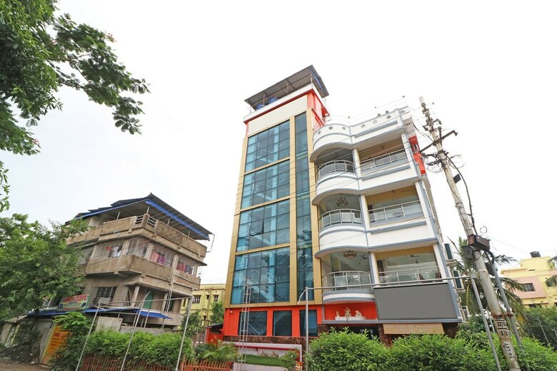 Hotel Oyo 8238 Amar Bangla