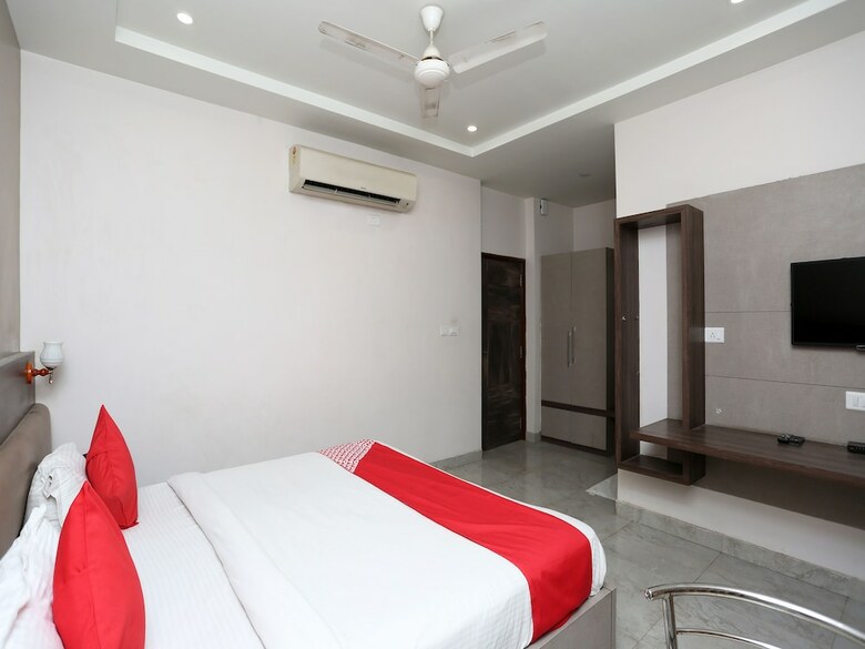 Oyo 6688 Hotel Rp Grand Titanium