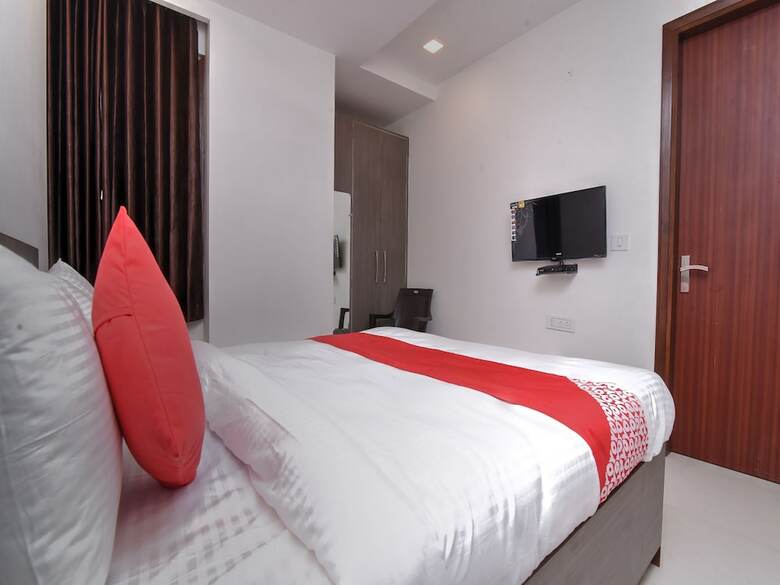 Hotel Oyo Flagship 18303 Sector 24 Rohini