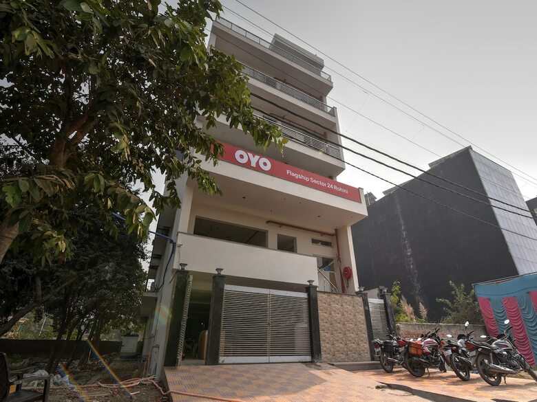 Hotel Oyo Flagship 18303 Sector 24 Rohini